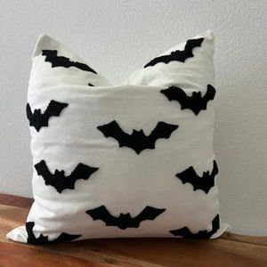 Halloween Bats NEW Throw Pillow Cover, Tufted Accent Pillow